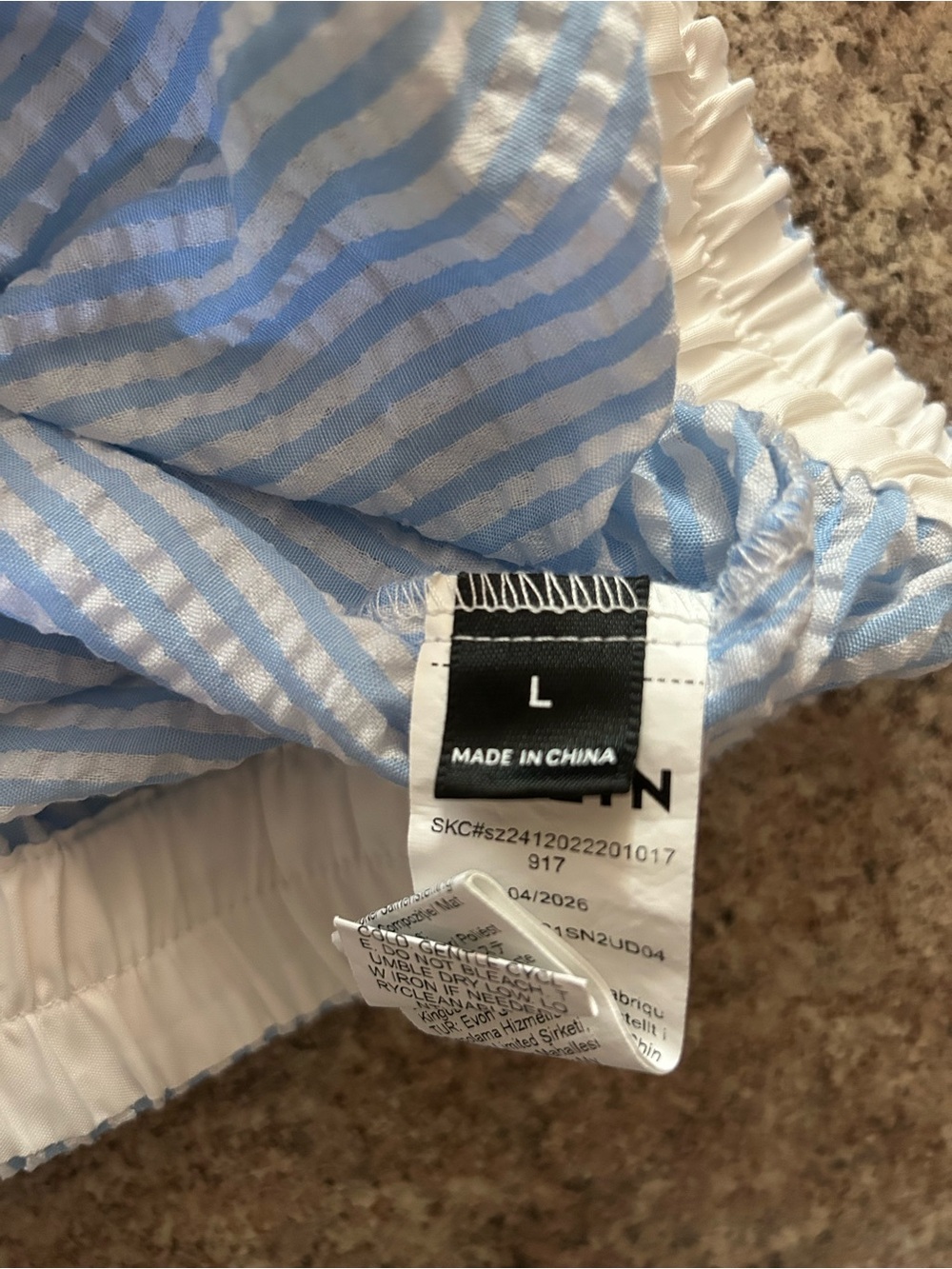 SHEIN Light Blue & White Striped Seer Sucker Shorts Size L - Picture 3 of 3
